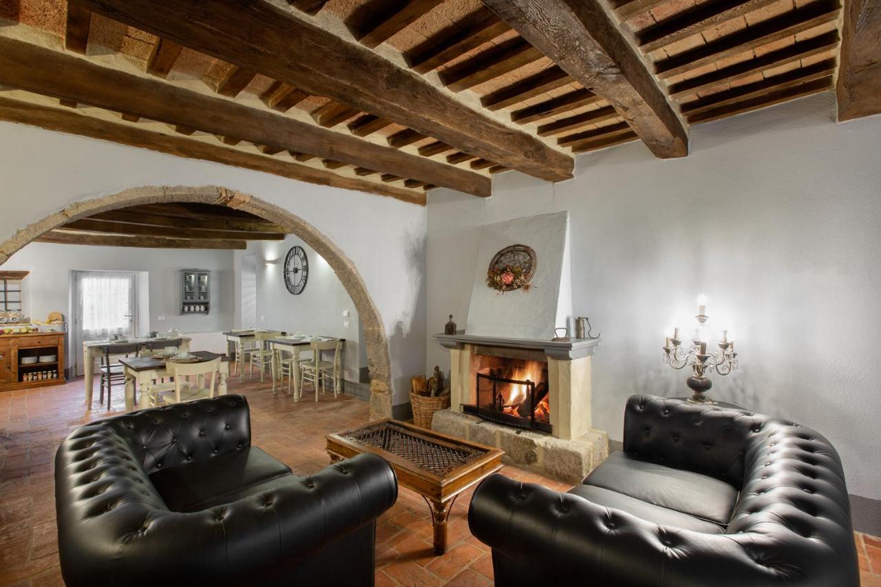B&B Gli Archi Abbadia San Salvator Bagian luar foto