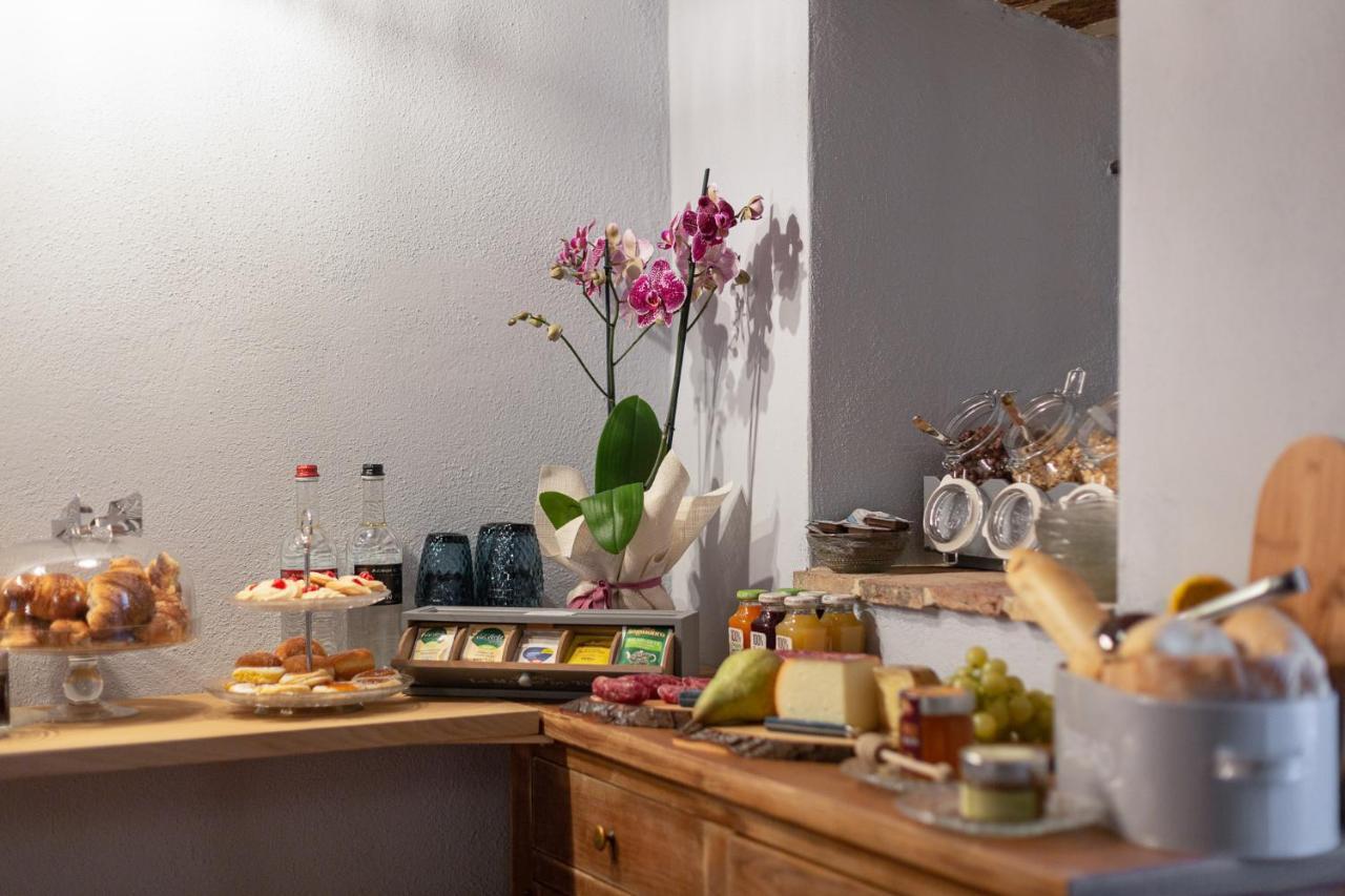 B&B Gli Archi Abbadia San Salvator Bagian luar foto